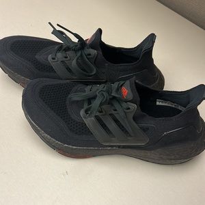 Adidas sneakers - boys 5 , women’s 6.5